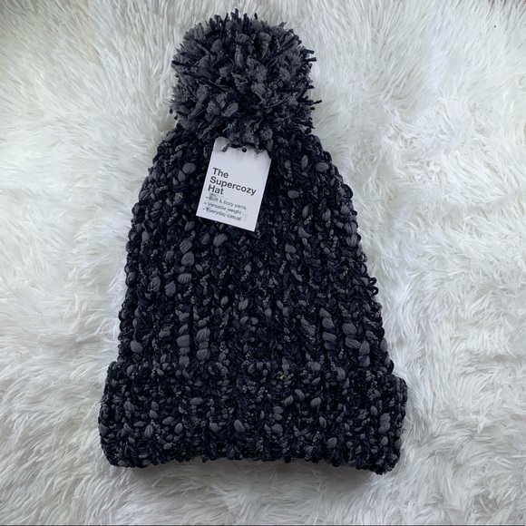 Sonoma Winter Beanie w/ Pom in Dark Neutrals - Picture 3 of 5